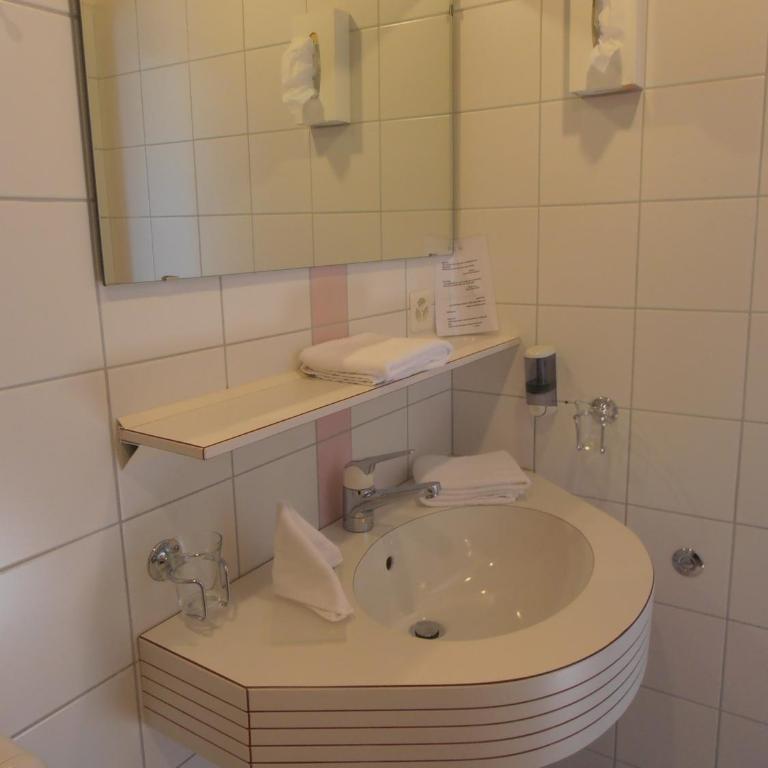 Hotel Restaurant Escher - Superior Doppelzimmer - 5
