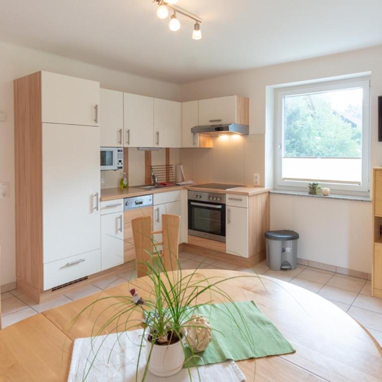 Appartementhaus Monika - Apartment mit 2 Schlafzimmern und Balkon - 1