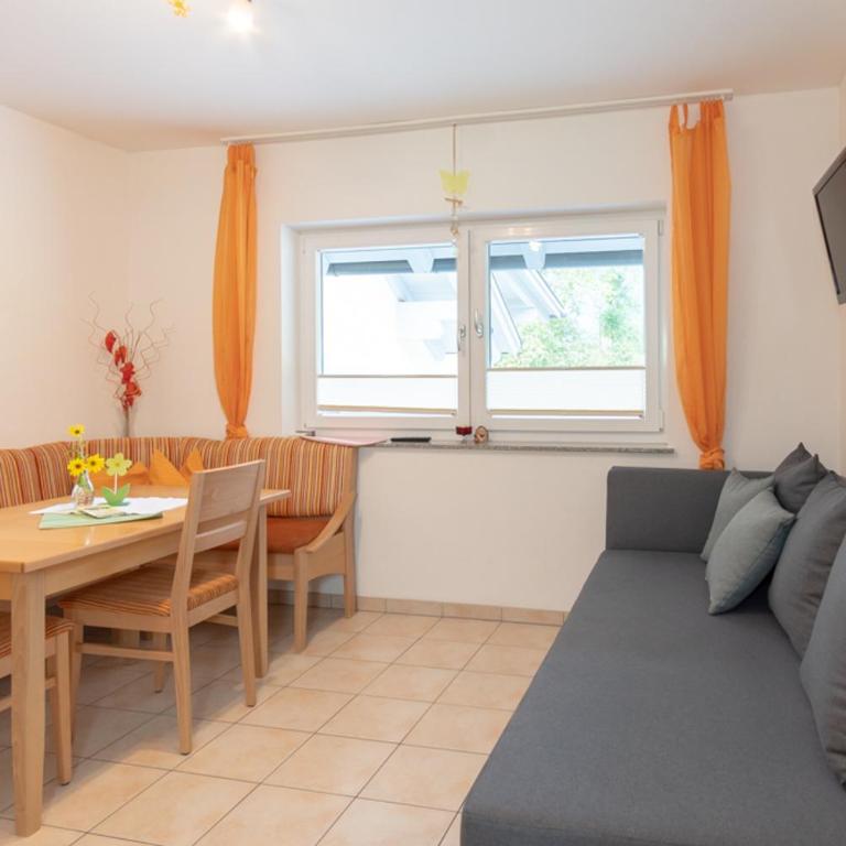 Appartementhaus Monika - Apartment mit 2 Schlafzimmern und Terrasse - 2