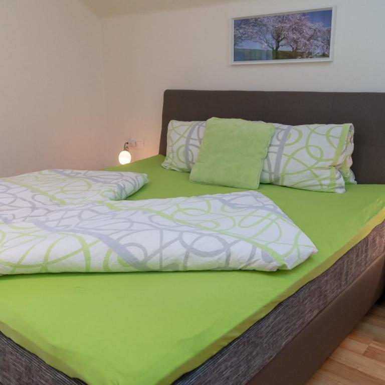Appartementhaus Monika - Apartment mit 3 Schlafzimmern und Balkon - 1