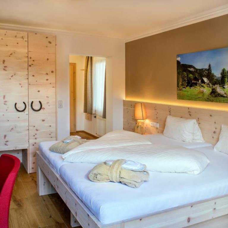 Lifestyle Hotel eder - Dreibettzimmer mit Balkon - 2