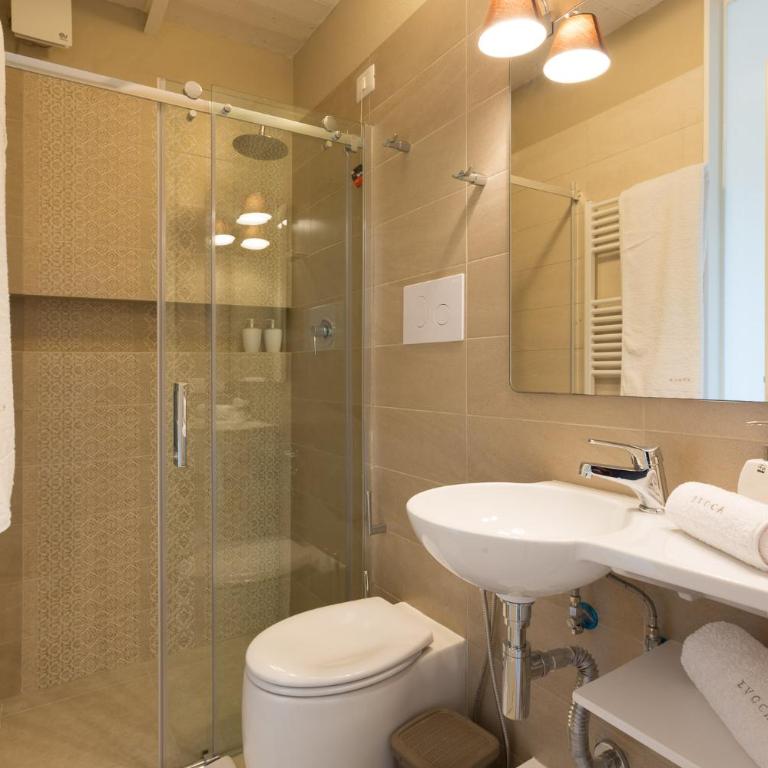 Evoca - Double Room with Extra Bed - 10