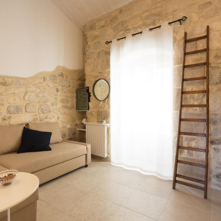 Evoca - Double Room with Extra Bed - 7