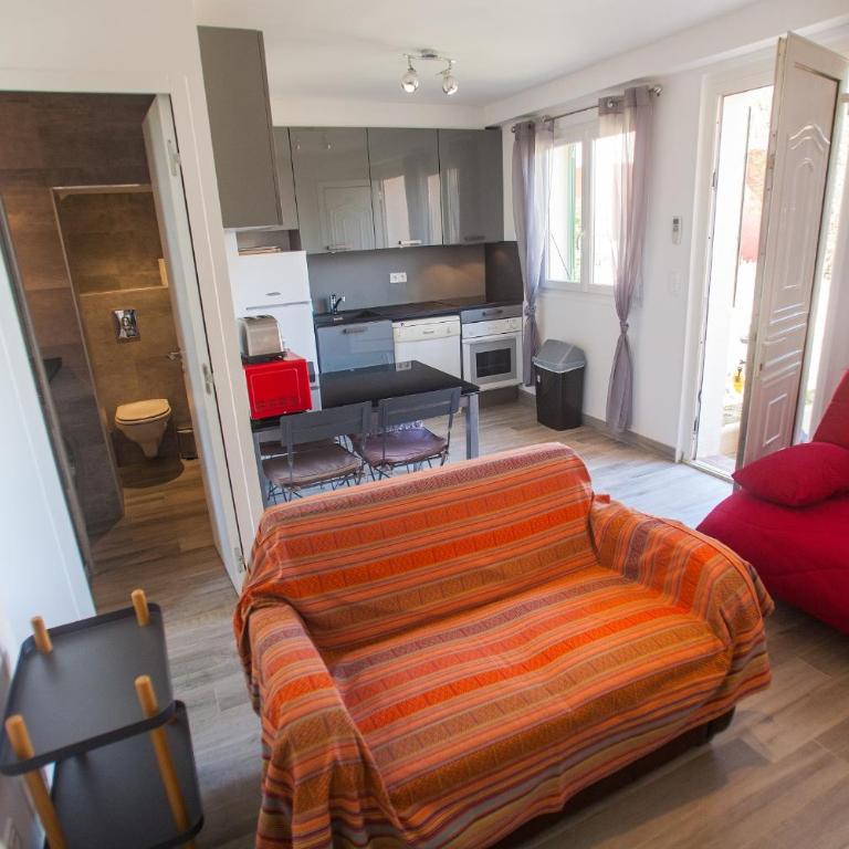 Résidence Padro - Appartement 2 Chambres avec Climatisation - 3