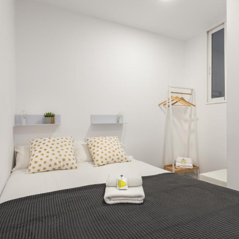 Flateli Rossello - Apartment - 11