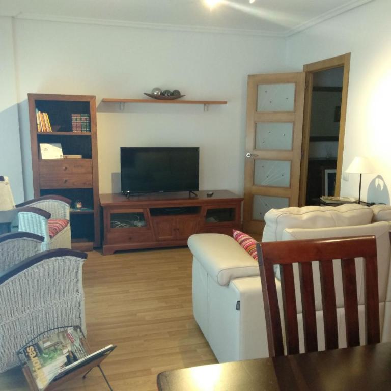 El Parque, apartamento centro Llanes a 400 m de la playa VUT-1345-AS - Two-Bedroom Apartment - 2