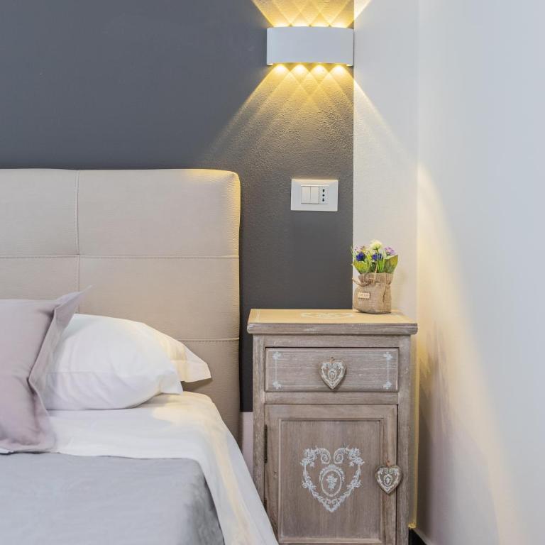 Le Camere di Teo - Camera Tripla con Bagno Privato - 16