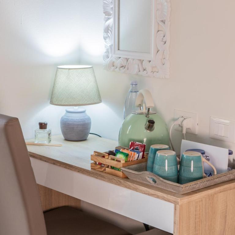 Le Camere di Teo - Camera Tripla con Bagno Privato - 7