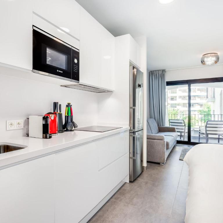 by RIVA - Exclusive, Contemporary Studio in Puerto Banus Gardens - Apartamento - 5