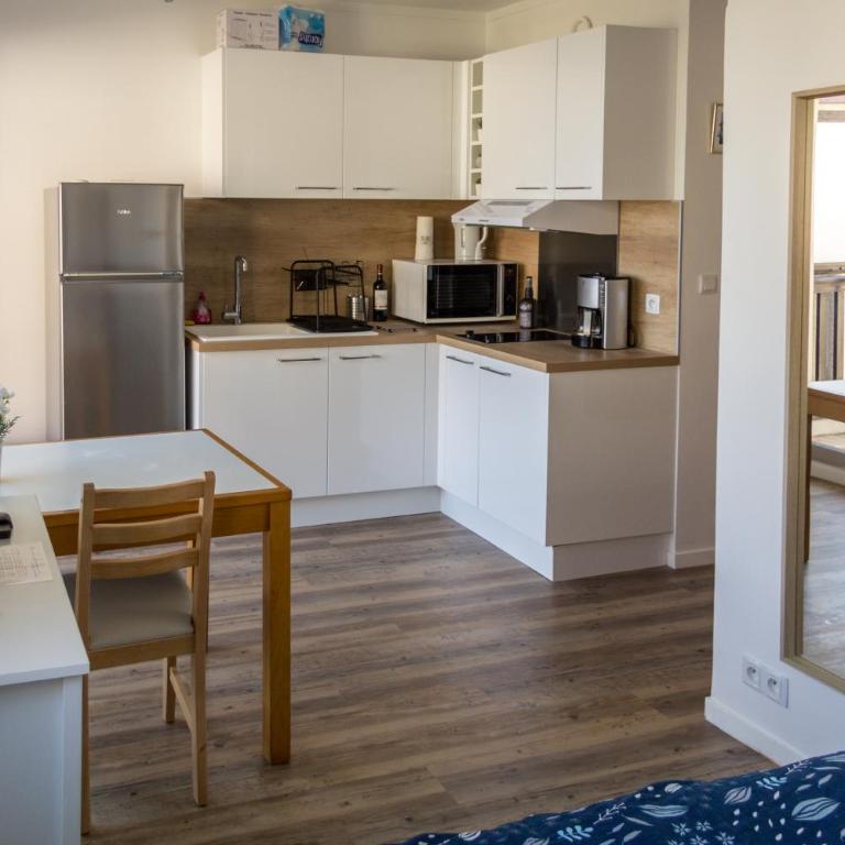 Studio moderne accès plage, piscine et tennis - Apartamento de 1 dormitorio - 6