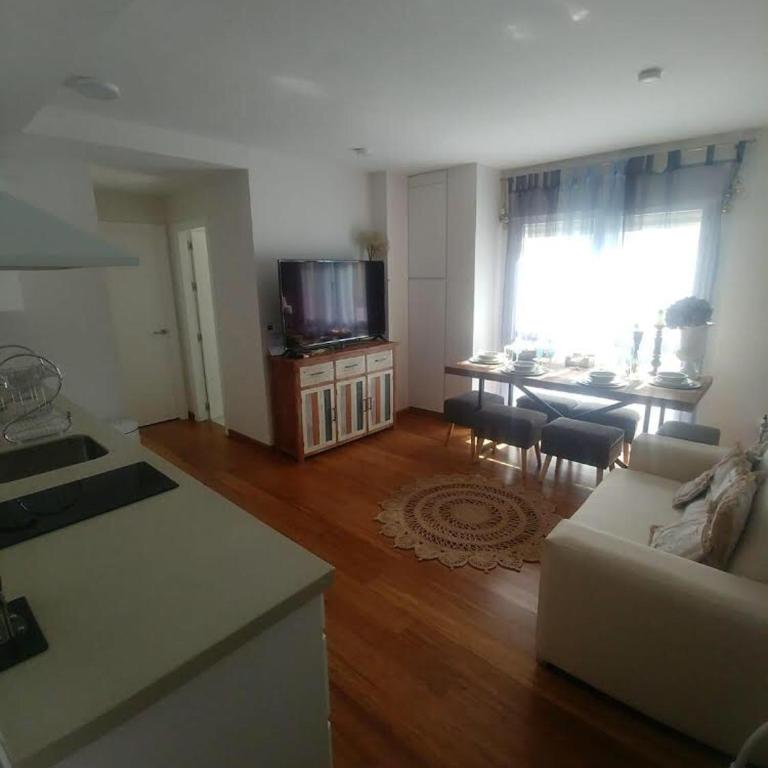 Beach Apartment - Two-Bedroom Apartment - 12
