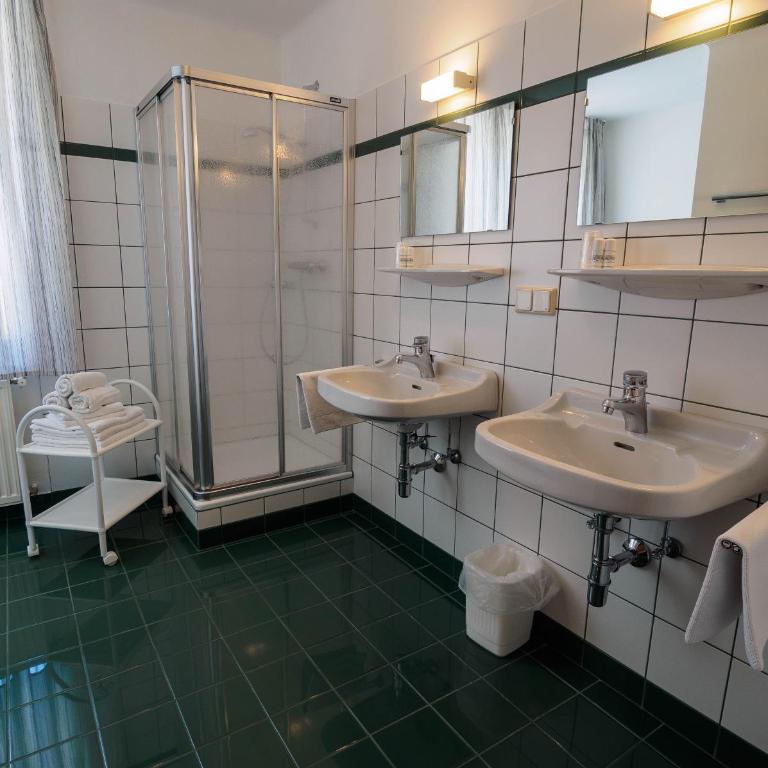 Haus Winkler - Two-Bedroom Apartment - 4
