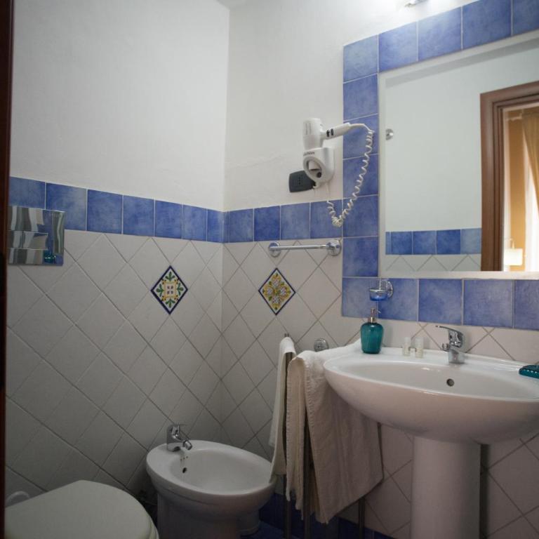 B&B Kolymbetra - Camera Tripla Basic - 7