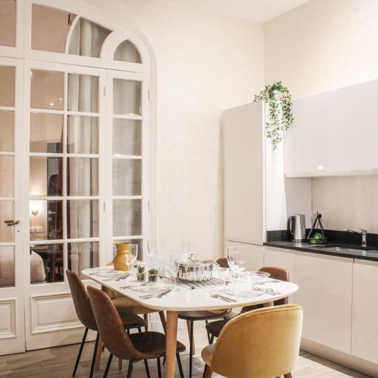 Résidence Montaigne - Luxurious - 350m Palais - LRA Cannes - OSCAR -Two-Bedroom Apartment with Sofa Bed - 5