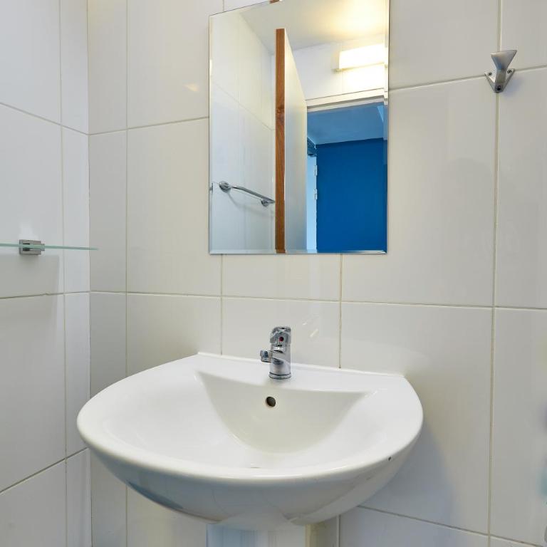St Christopher's Paris - Canal - Chambre Double avec Salle de Bains Privative - 1