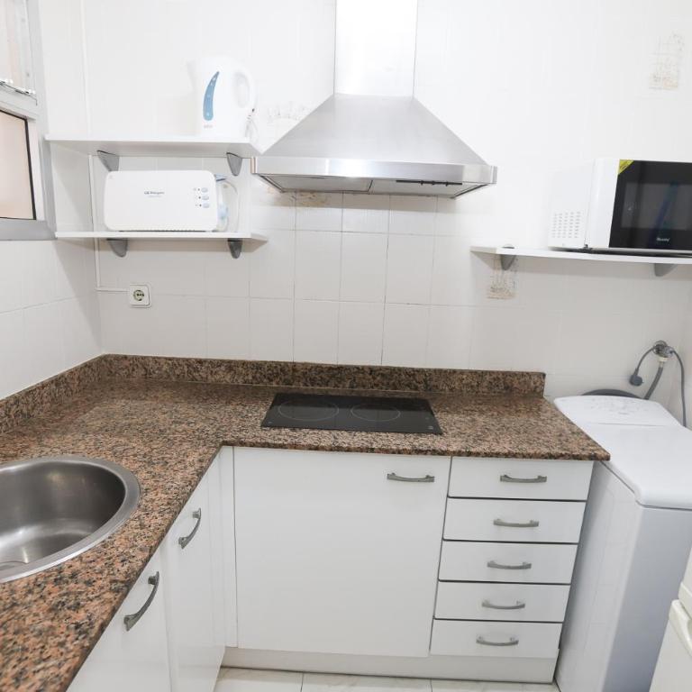 DIFFERENTFLATS Dms - Two-Bedroom Apartment - 3