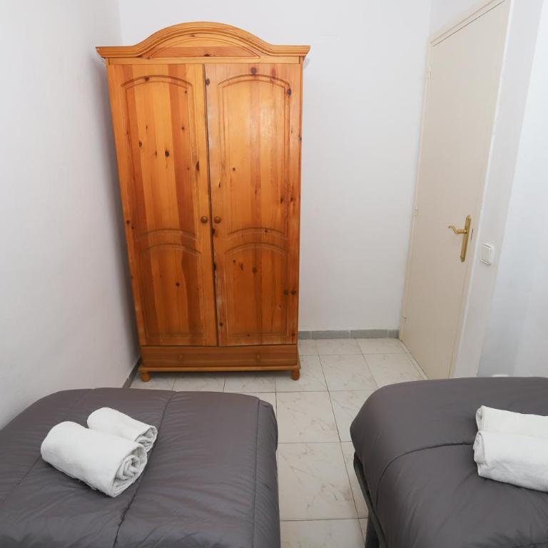 DIFFERENTFLATS Dms - Two-Bedroom Apartment - 2