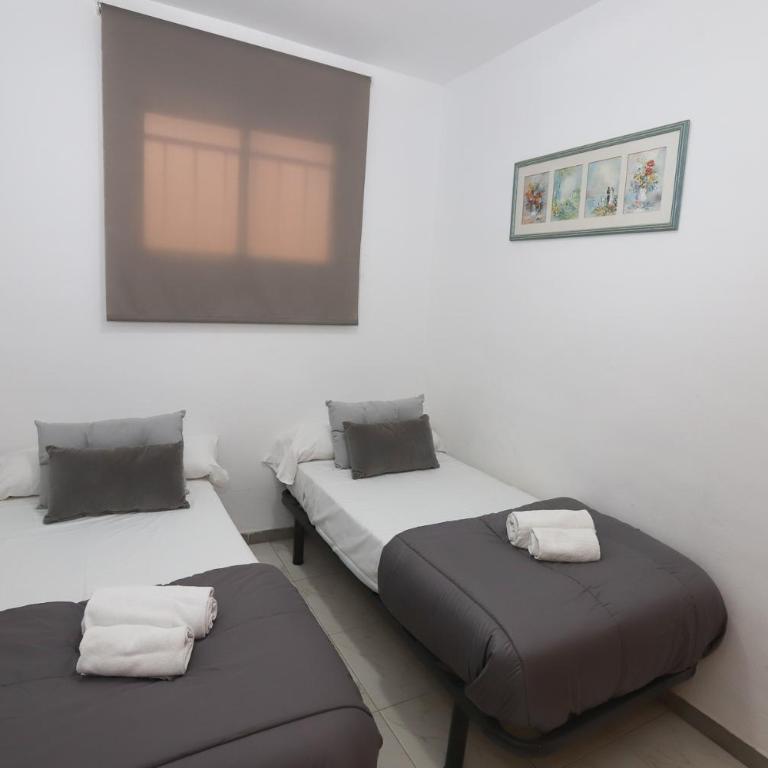 DIFFERENTFLATS Dms - Two-Bedroom Apartment - 8