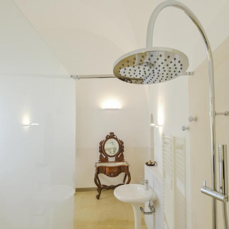 Pascaraymondo Suite Palace - Suite con Vista Mare - 4
