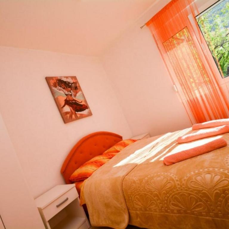 Seaside apartments and rooms - Apartment with Sea View - 8