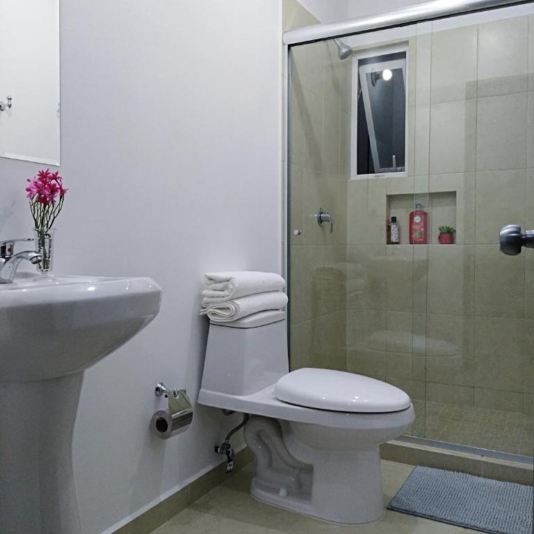 Cerritos Apartamento - Two-Bedroom Apartment - 12