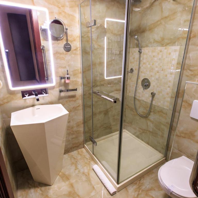Hotel Premier - Porodični Suite sa 2 Spavaće Sobe - 11