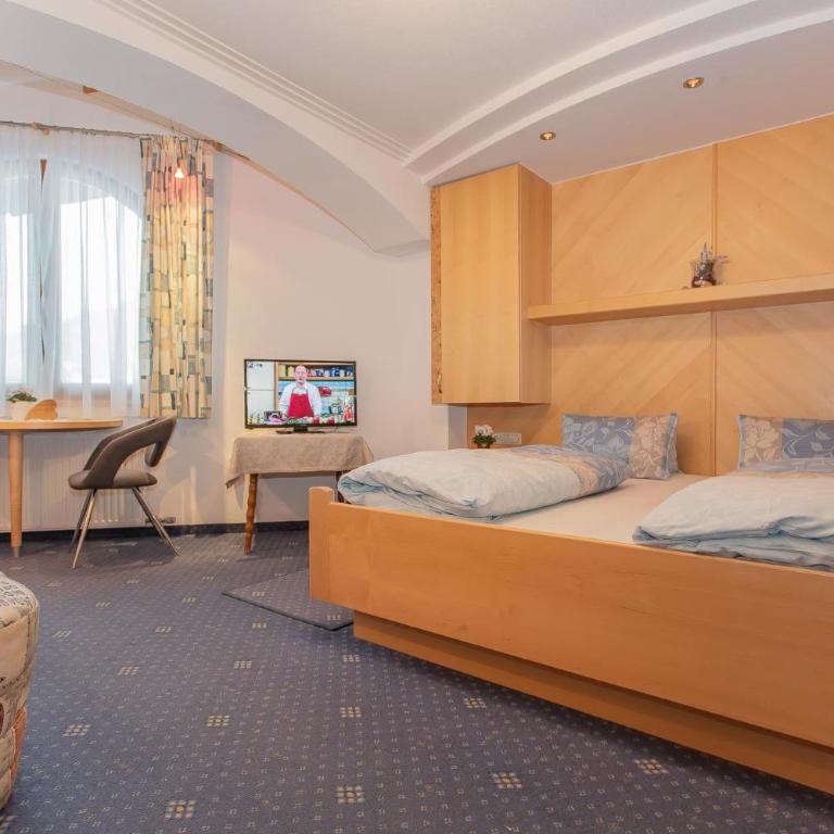 Gästehaus Rosi - Doppelzimmer - 3