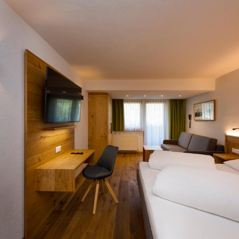 Hotel Bergkranz - Familienzimmer mit Balkon - 3
