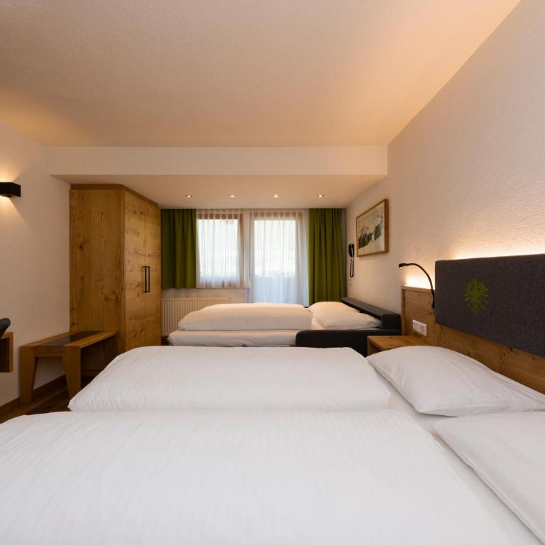 Hotel Bergkranz - Familienzimmer mit Balkon - 4