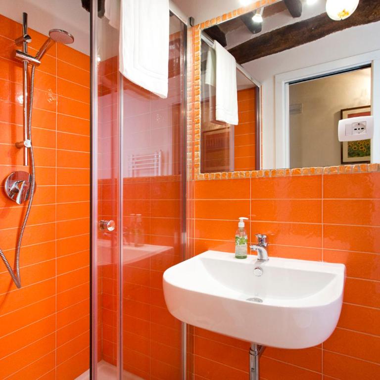 Nonna Pappa - Two-Bedroom Apartment - 9
