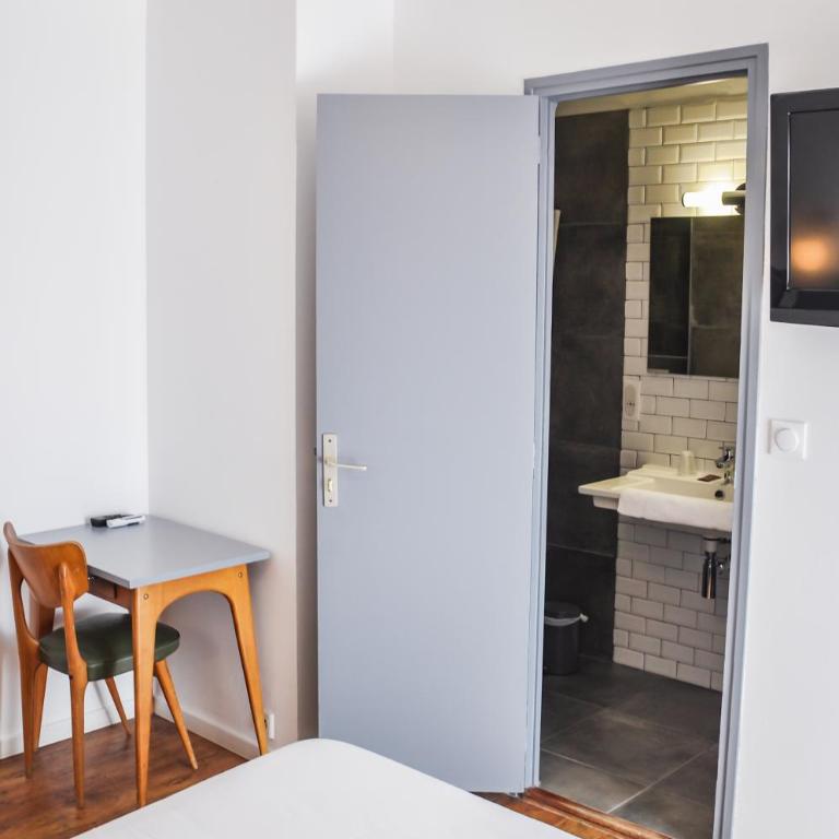 Hôtel les Arbousiers - Chambre Double Économique - 4