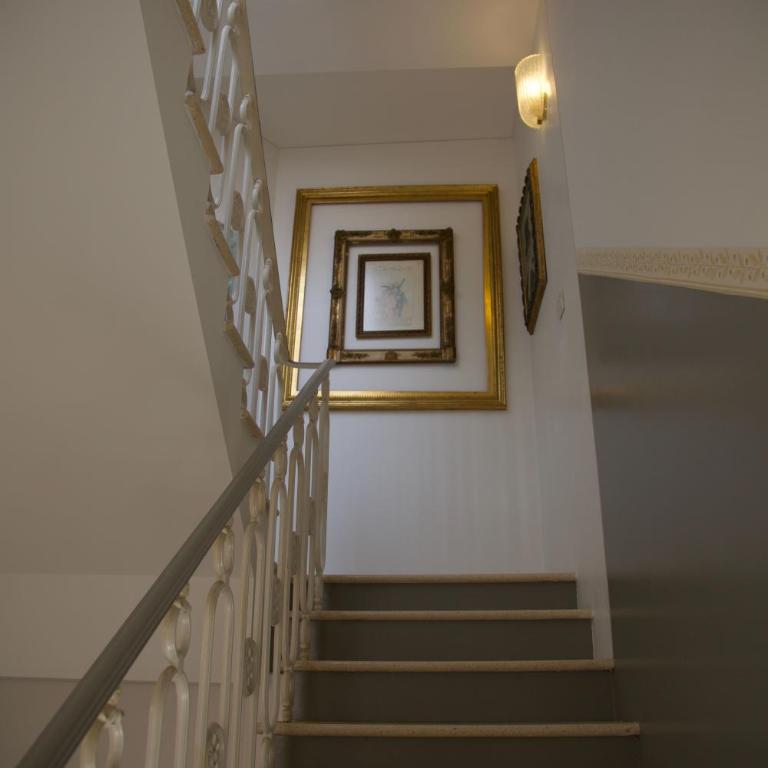 Masnadieri 18 - Camera Familiare con Bagno Privato - 8