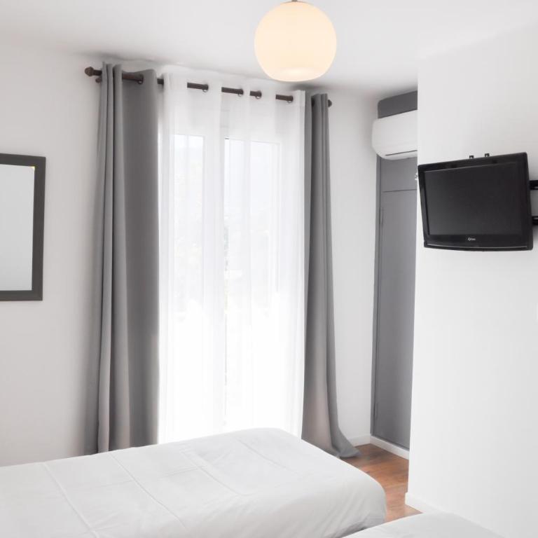 Hôtel les Arbousiers - Chambre Double Confort - 1