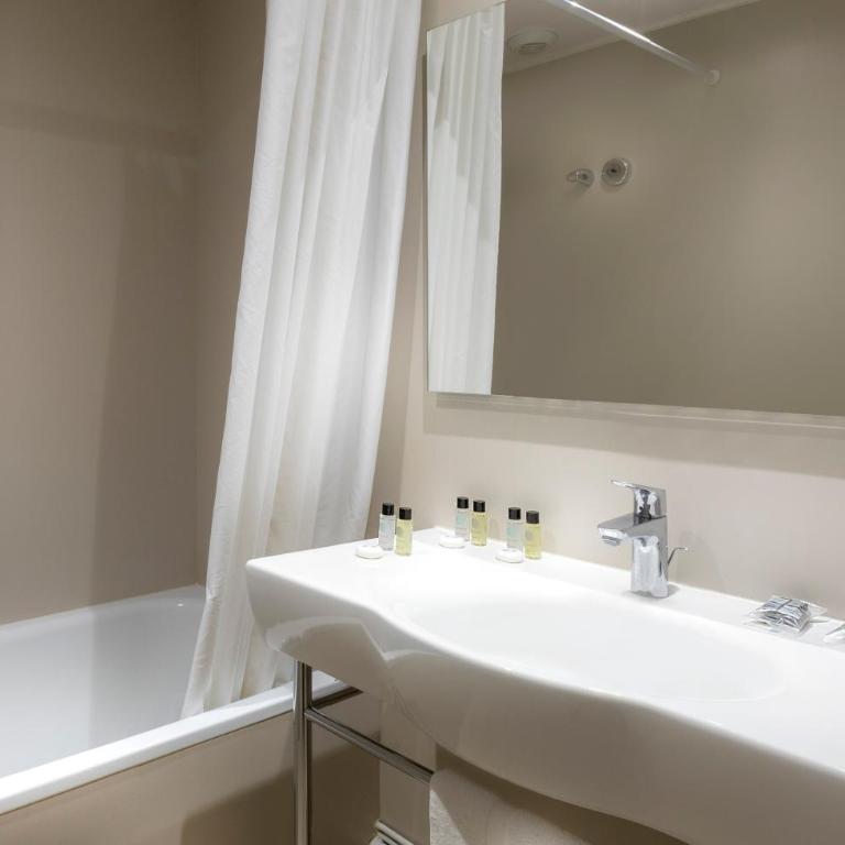Hôtel Du Lion - Triple Room - 3