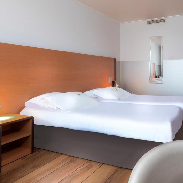 Hôtel Du Lion - Parisian twin room - 3