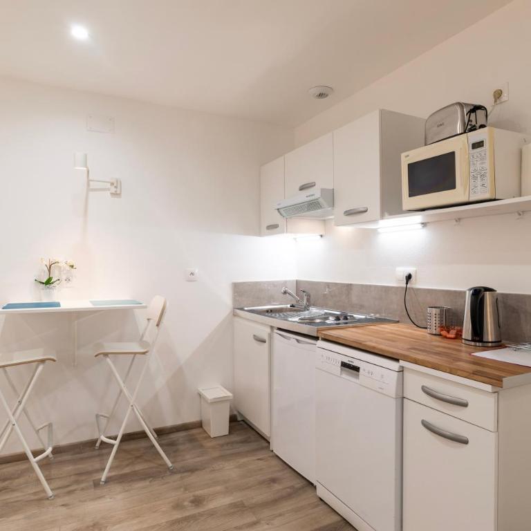 CityCosy Strasbourg - Studio Hirtz Orangerie - One-Bedroom Apartment - 3