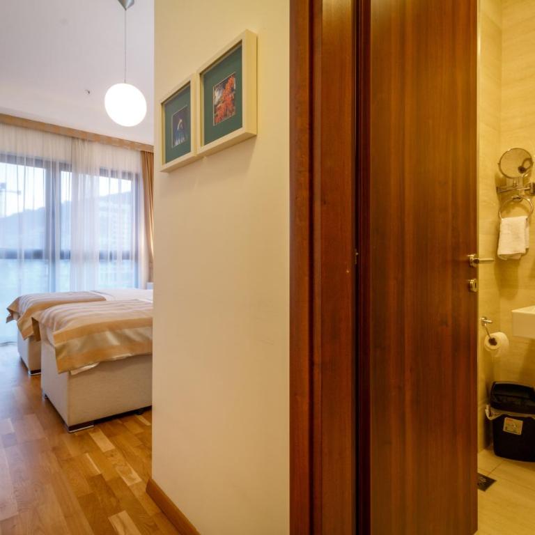 Luxury Budva Center Apartments - Two-Bedroom Apartment with Private Sauna - 12