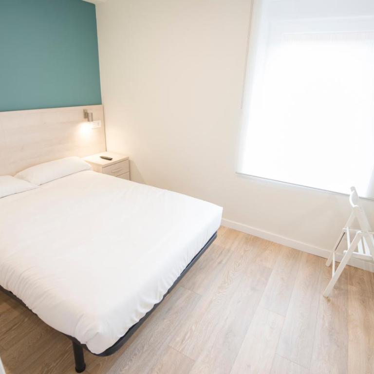 Happy Hostal Carrales - Habitación Doble con baño privado - 22