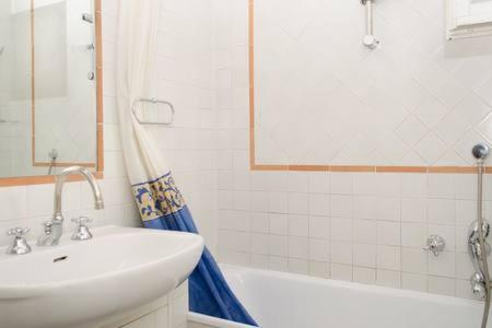 Coliseum top floor with terrace and view - Appartamento con 1 Camera da Letto - 15