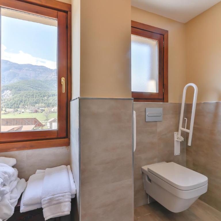 HOSTAL RIO ARA BELLOSTA by Vivere Stays - Suite Junior - 6