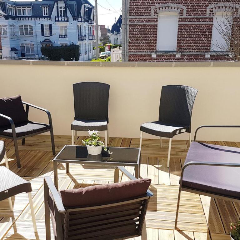 LES FRUITS DE MER, plage et centre à pied, lits faits, parking gratuit, animal bienvenu - Apartment mit Terrasse - 2