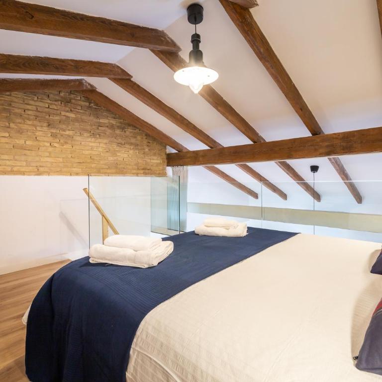 ANELSA Apmts DESCUBRE VALENCIA Y SU PLAYA - Three-Bedroom Apartment - 14