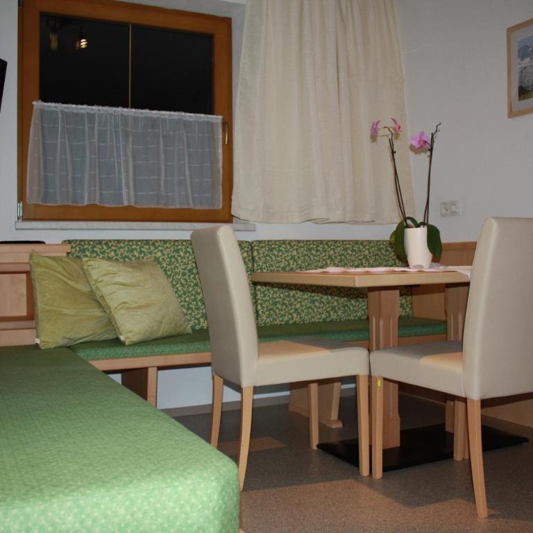 Ferienwohnungen Kröll - One-Bedroom Apartment - 4