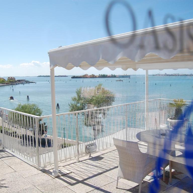 OASIS Golden Lagoon Chalet - Suite con terraza y vistas a la laguna - 8