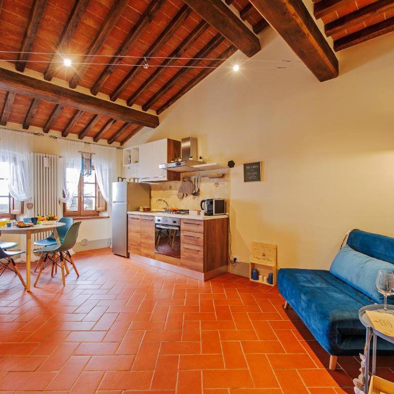Residenza d'Epoca La Rosa - Two-Bedroom Suite - 4
