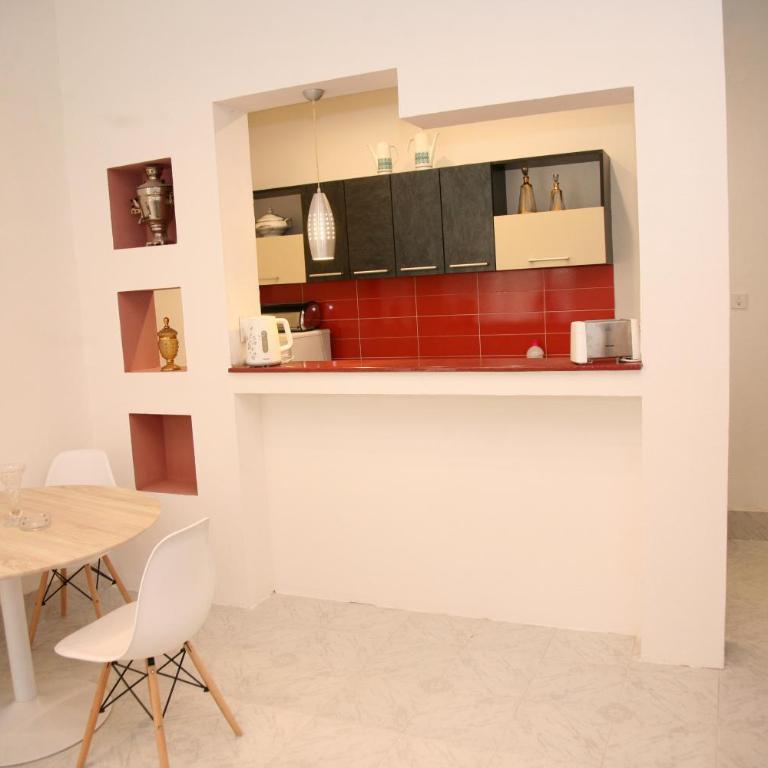 Bugi - Studio - 8