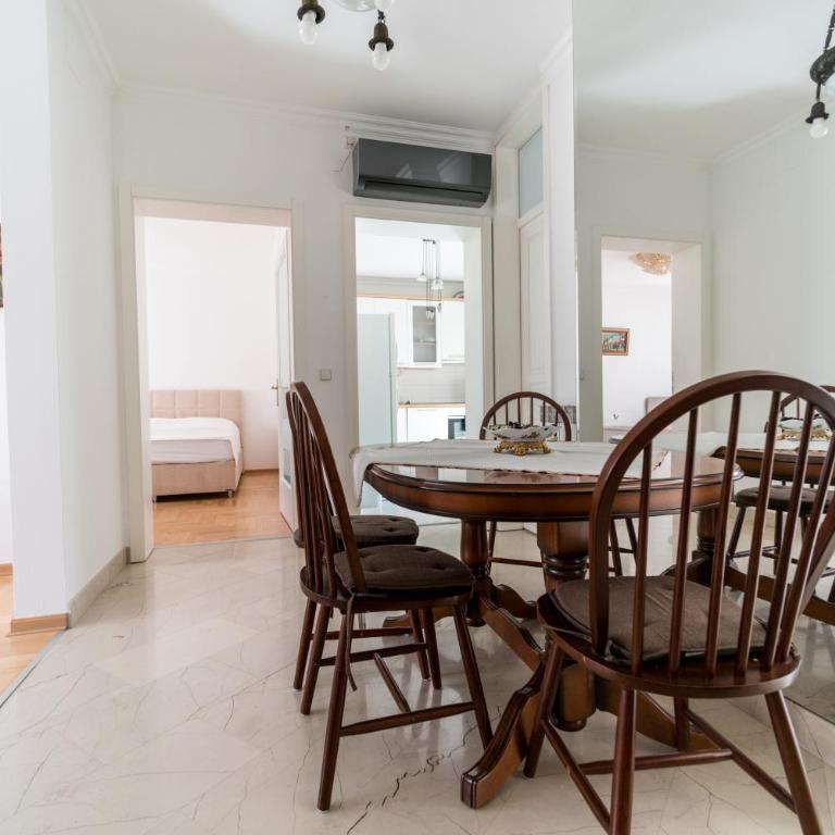 Ferhadija Premium Apartment - Two-Bedroom Apartment - 5