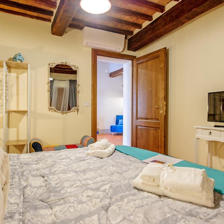 Residenza d'Epoca La Rosa - Two-Bedroom Suite - 20
