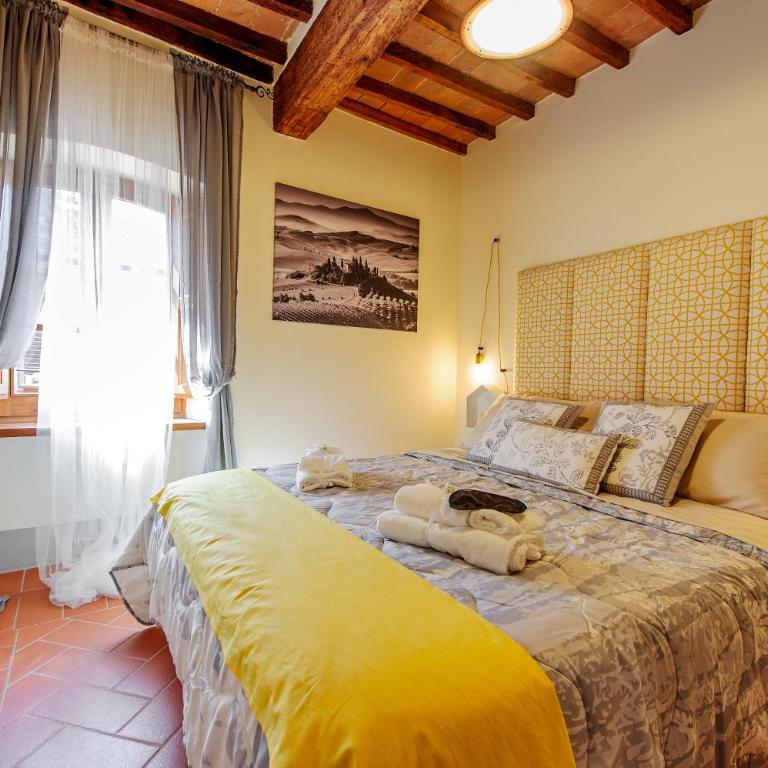 Residenza d'Epoca La Rosa - Two-Bedroom Suite - 5