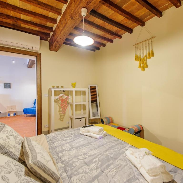 Residenza d'Epoca La Rosa - Two-Bedroom Suite - 17